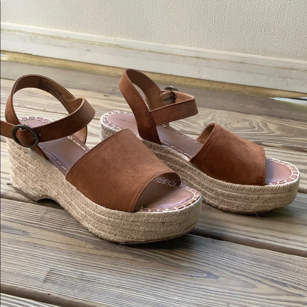 Platform Brown Sandal